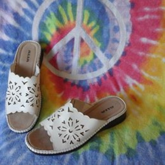 Meet your Posher, Charleen - Picture 3 of 8